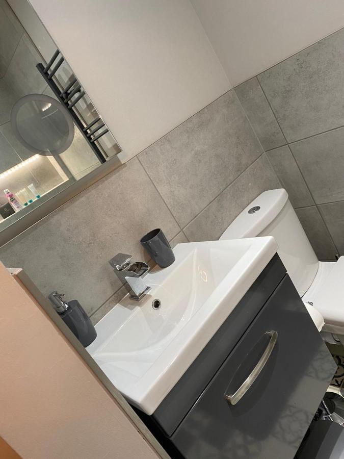 Cambridge Villas Private Studio Lytham St Annes Εξωτερικό φωτογραφία