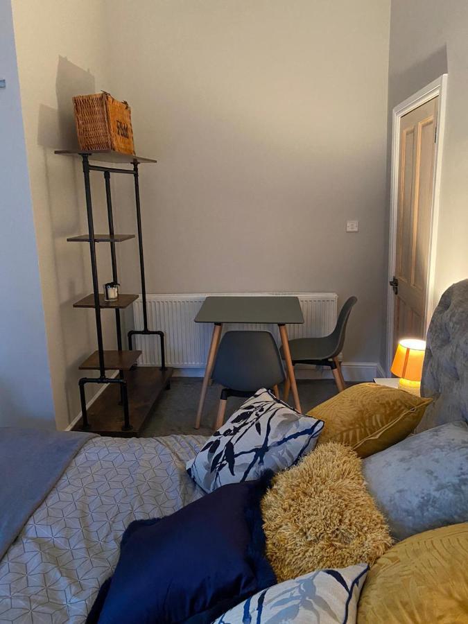 Cambridge Villas Private Studio Lytham St Annes Εξωτερικό φωτογραφία