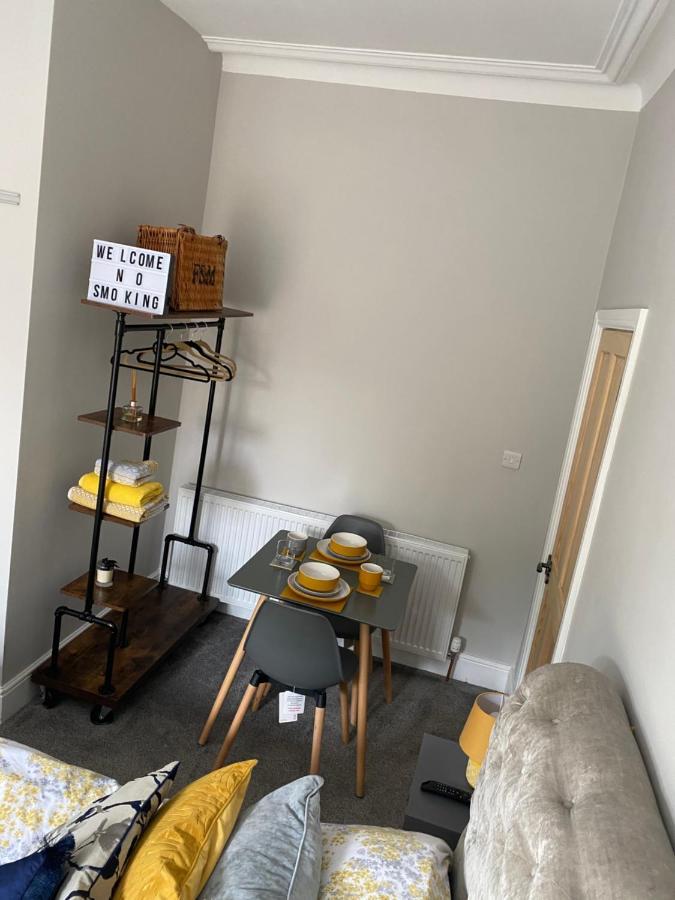 Cambridge Villas Private Studio Lytham St Annes Εξωτερικό φωτογραφία